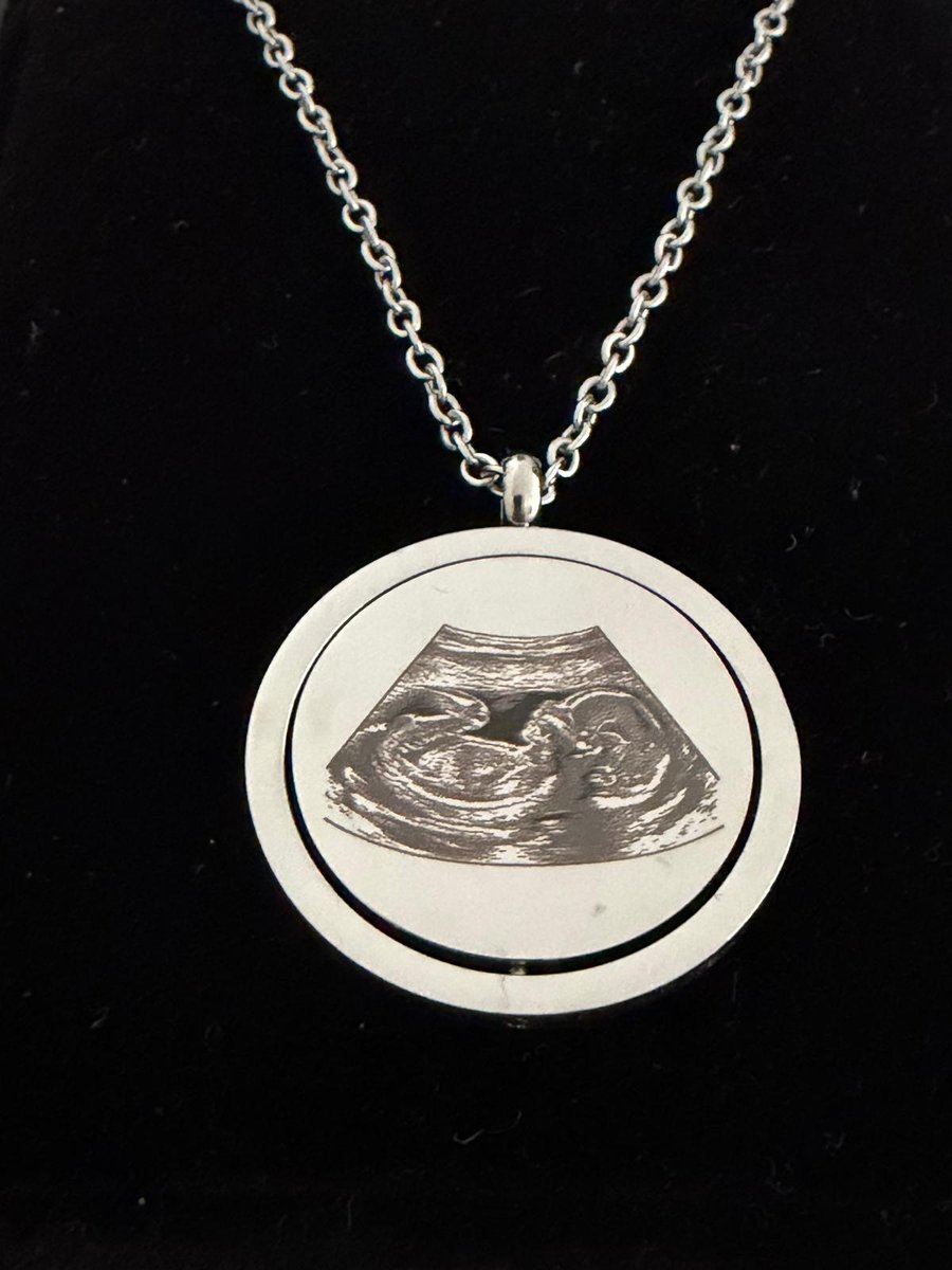Ketting met gravure van een echo